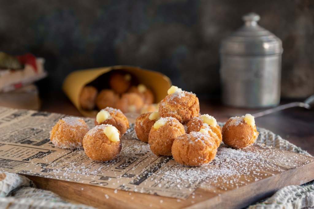Castagnole ripiene (dolce di Carnevale della Garfagnana)